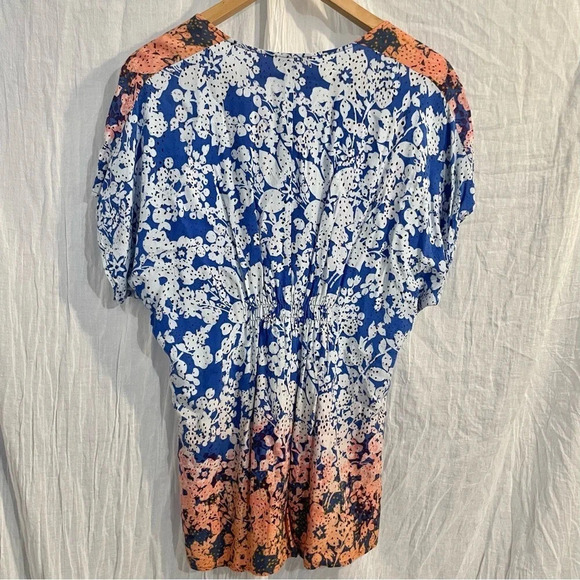 CAbi #891 Blue Ombré Floral Dolman Blouse Small - Picture 6 of 10